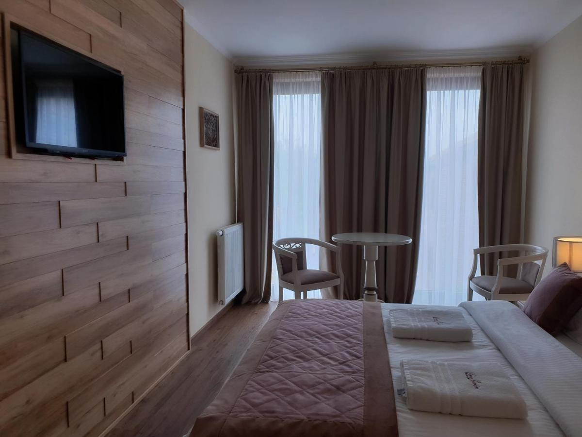 B&B Secret Garden Adults Only Voeren Luaran gambar