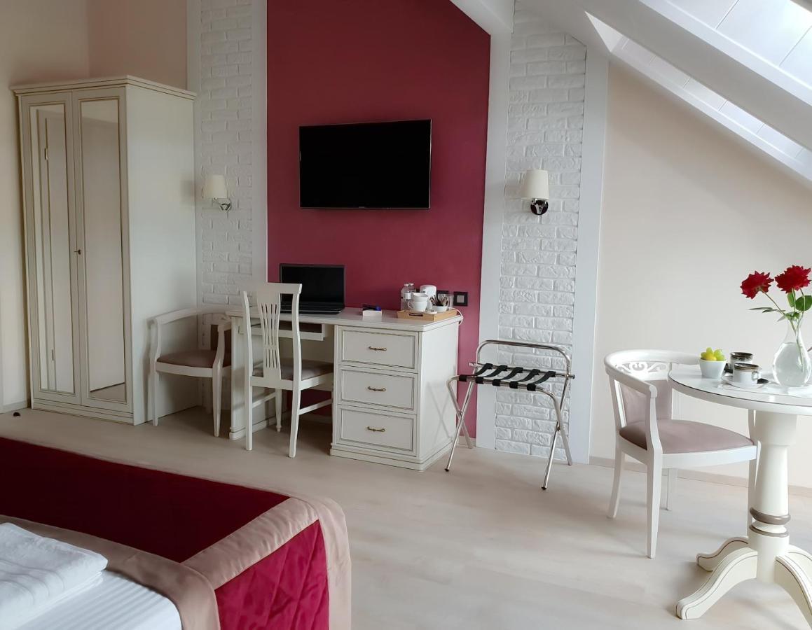 B&B Secret Garden Adults Only Voeren Luaran gambar
