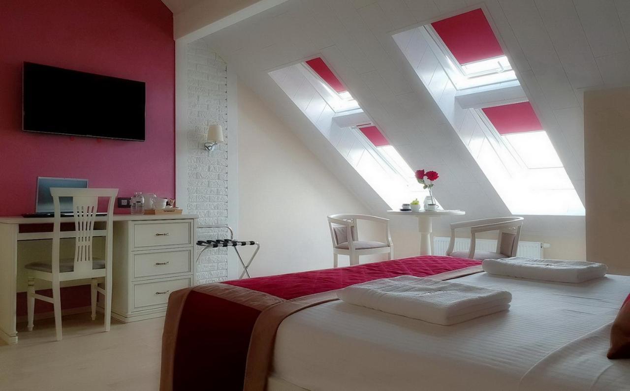 B&B Secret Garden Adults Only Voeren Luaran gambar